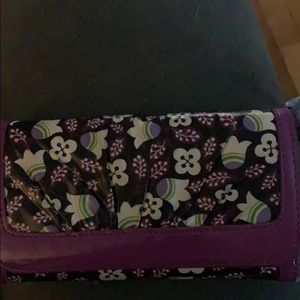 Vera Bradley Wallet with Adorable Pattern!